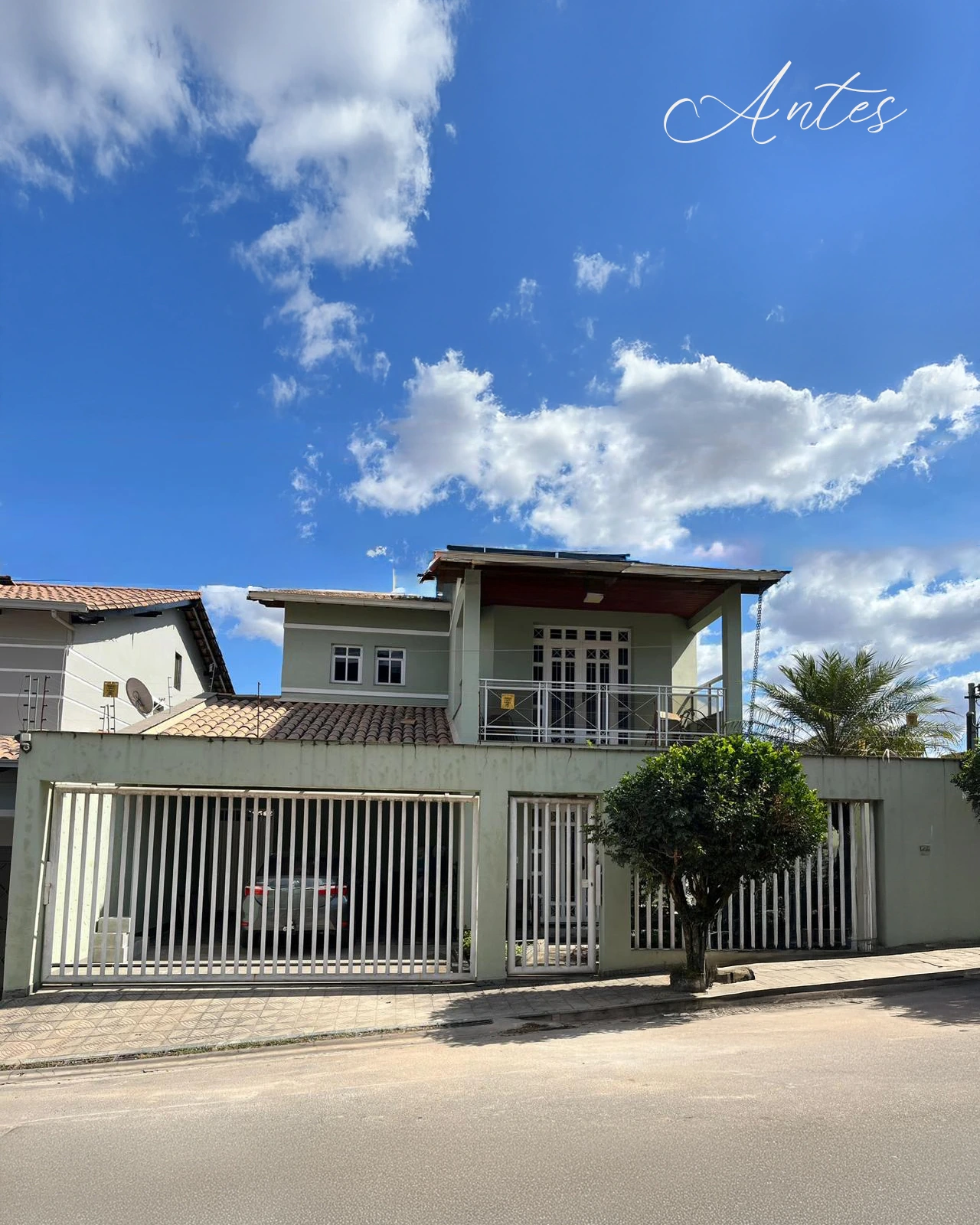 Fachada residencial antes da reforma